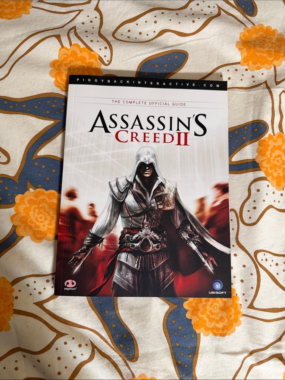 Assassin's Creed II Official Guide Book - White & Red Cover